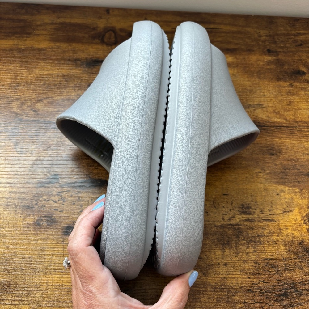 J/Slides SQUISH Gray EVA Squish Open Toe Slide Women's Size 10 NEW in Box Beach - Picture 10 of 14